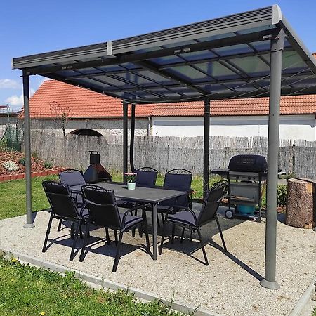 Apartman Pod Sribrnou Horou Lhenice Bagian luar foto
