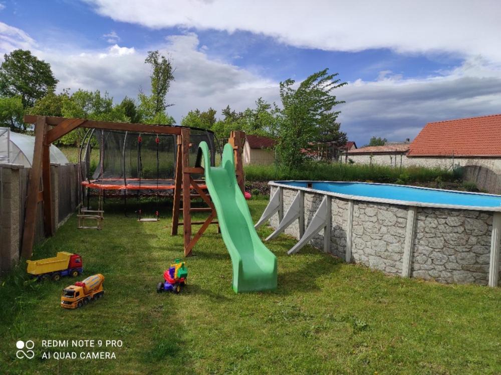 Apartman Pod Sribrnou Horou Lhenice Bagian luar foto